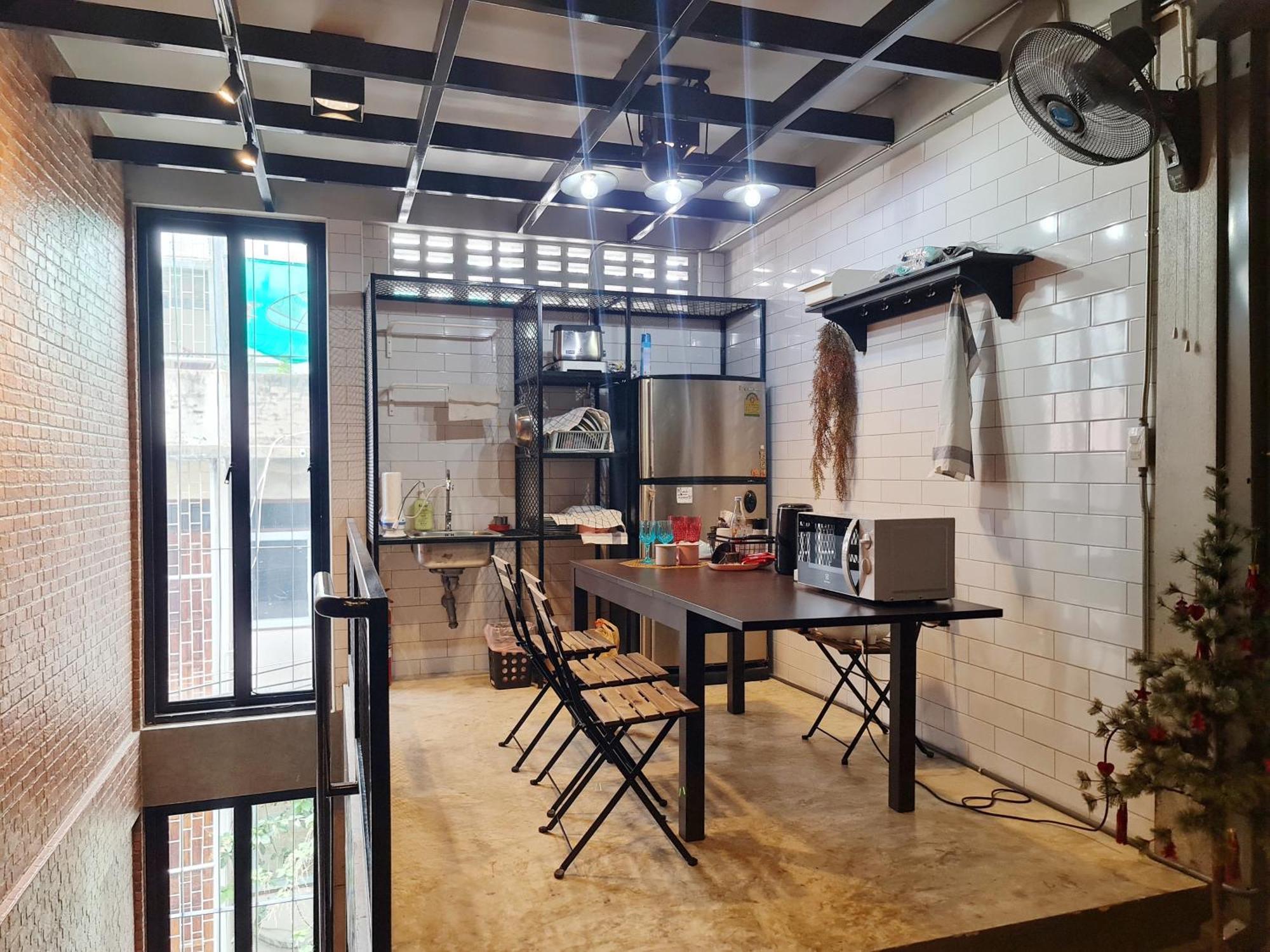 Meemaw'S House Hostel Μπανγκόκ Δωμάτιο φωτογραφία
